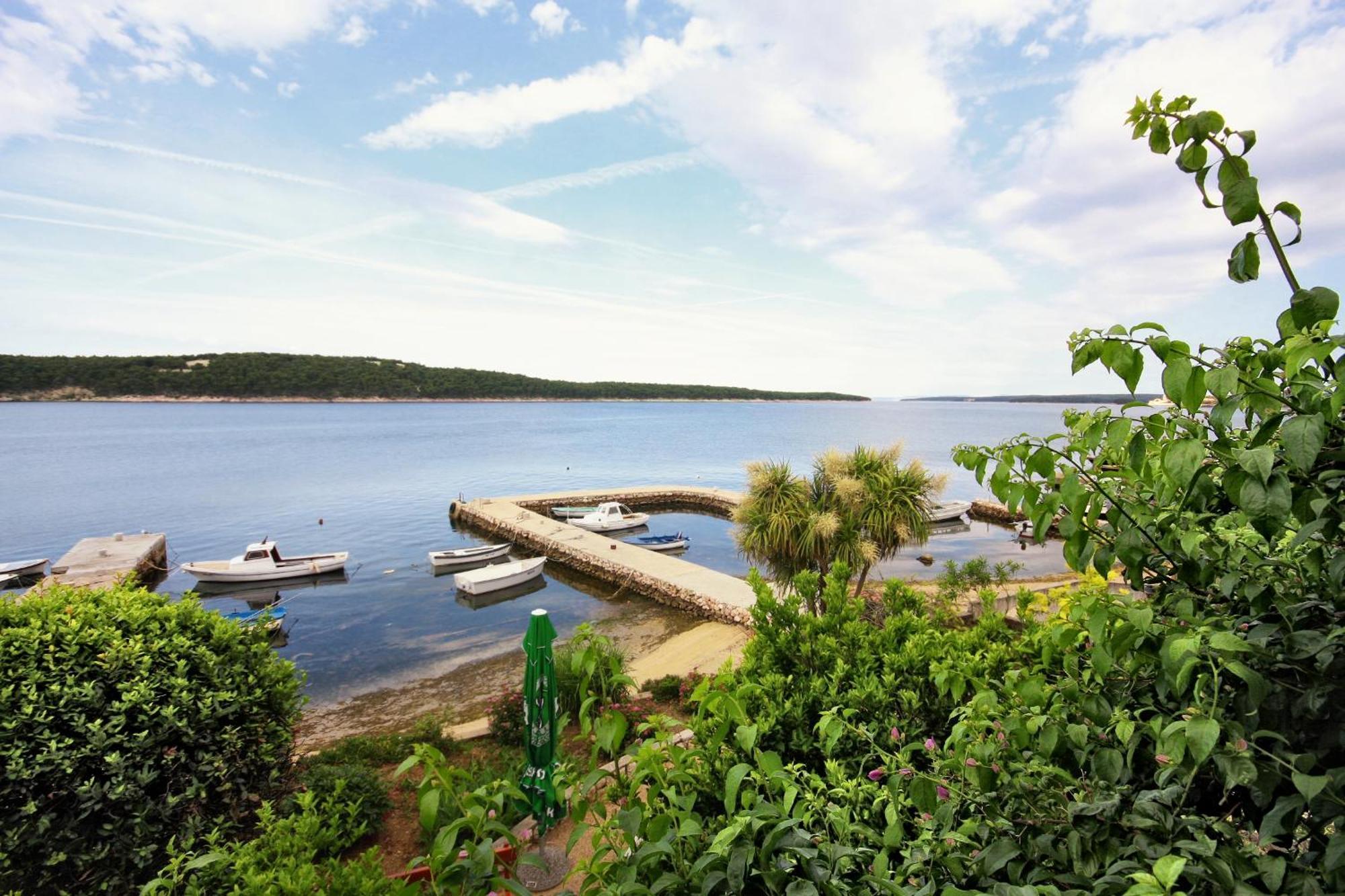 Apartments And Rooms By The Sea Barbat, Rab - 4973 Rab Town Eksteriør bilde